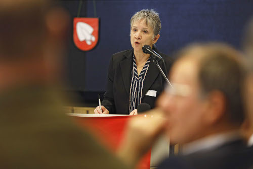 Elisabeth Allemann Theilkäs an der Regionalversammlung