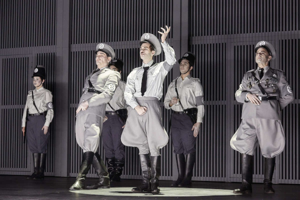 Die erfolgreiche Aufführung «Der grosse Diktator» am Stadttheater Bern