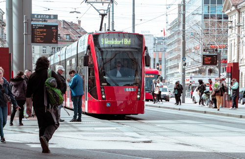 Die Berner Innenstadt ist durch Verkehr stark belastet 