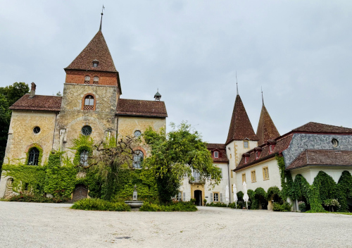 Schloss Münchenwiler
