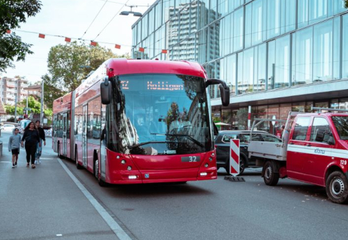 Linie 12 beim Inselspital